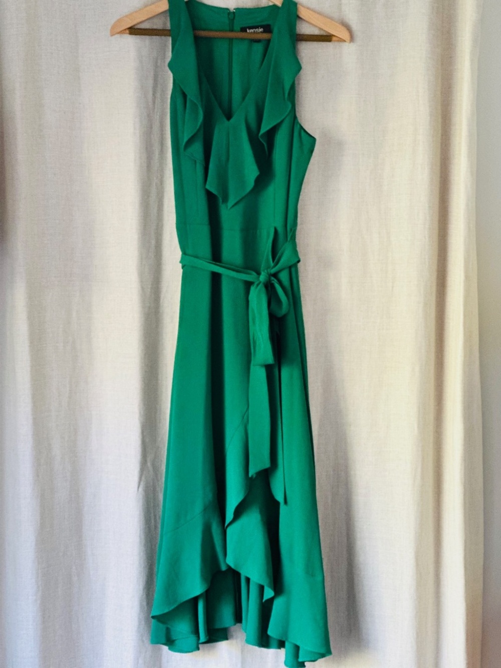 Stunning Kelly Green Kensie Dress.  PERFECT for a Summer Wedding! - Picture 5 of 7